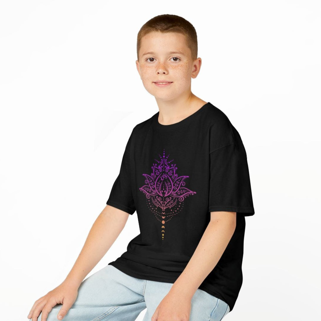 LOTUSBLÜTE MIT MONDPHASEN, Lotusblume Mond LILA VIOLET • Oversize Kinder T-Shirt Mädchen Jungen • BIO Baumwolle 🌿