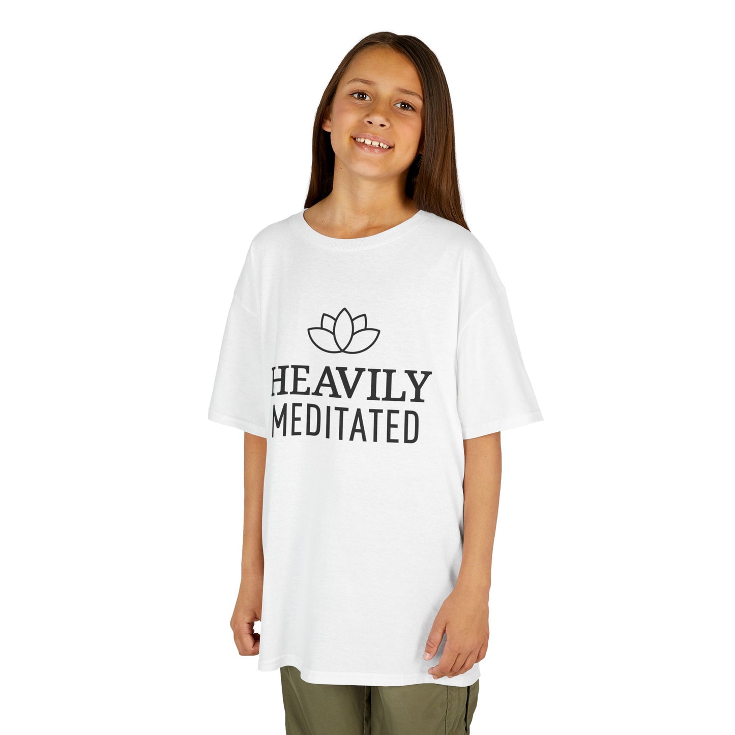 HEAVILY MEDITATED • YOGA SPRUCH SHIRT MIT LOTUSBLUME LOTUSBLÜTE • Kinder Oversize T-Shirt für Mädchen & Jungen (7–16 Jahre) • BIO Baumwolle 🌿 - YOGA SANTA