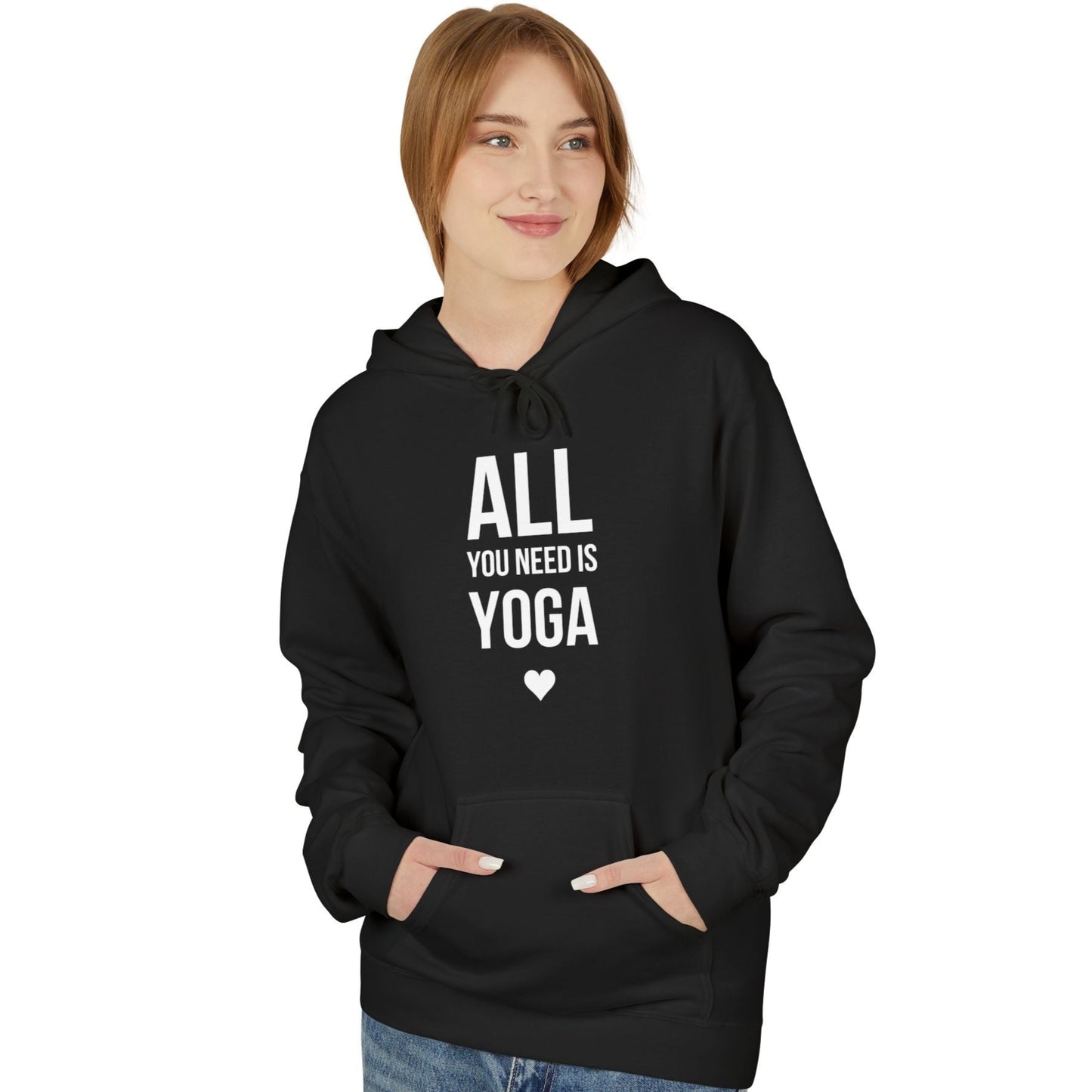 ALL YOU NEED IS YOGA, HERZSYMBOL • Yoga Liebhaber Fleece Pullover • Kuschelweicher Hoodie für Damen & Herren • Baumwolle 🌿
