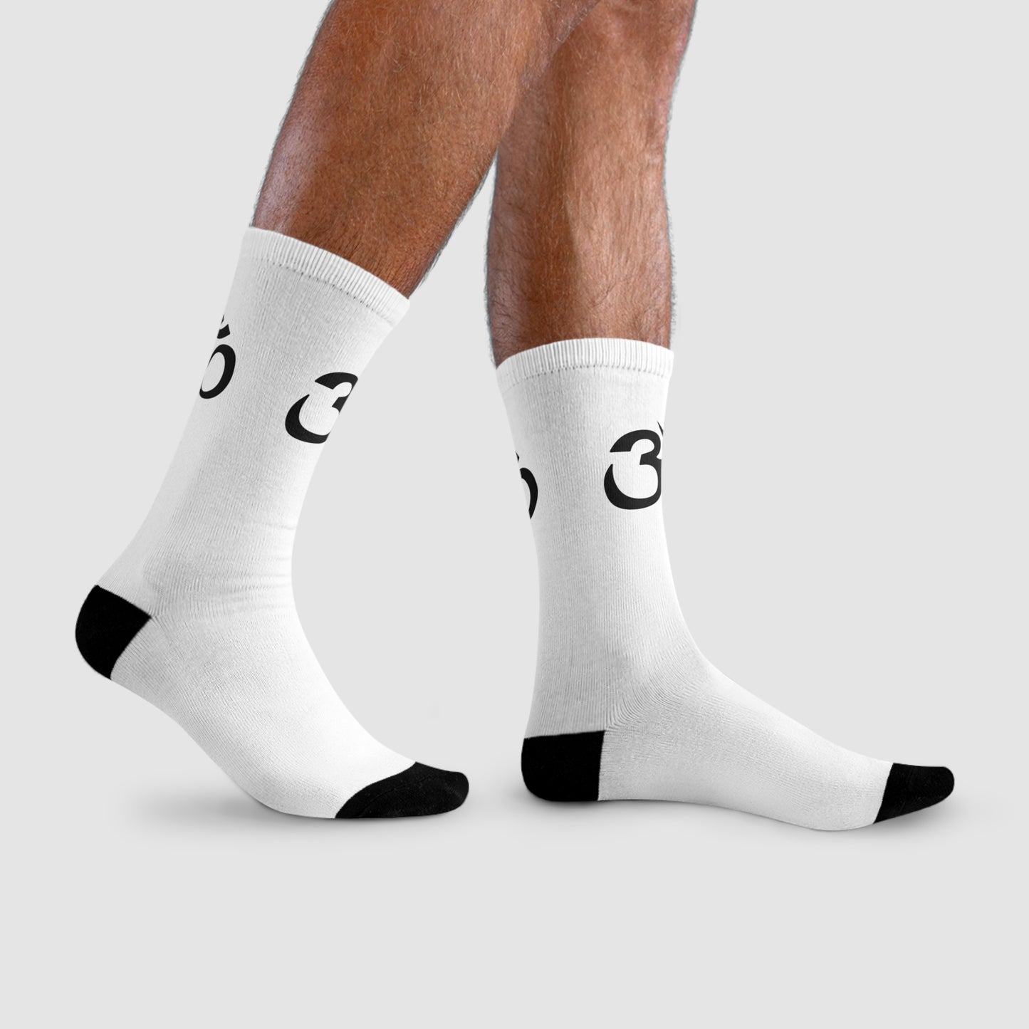 OM OHM ZEICHEN • URKLANG DES UNIVERSUMS • HAPPY SOCKS Crew Socken Weiß mit Motiv