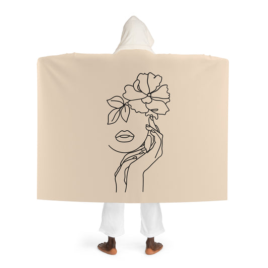 SCHÖNE BLUMEN FRAU • Kapuzen Kuscheldecke Beige Creme • Wohndecke Sherpa 130cm x 180cm