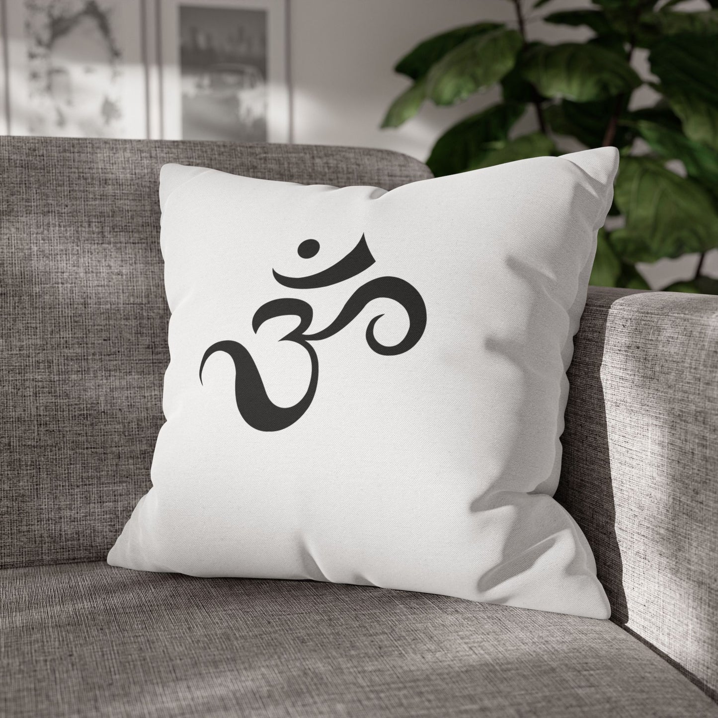 OM OHM ZEICHEN SPIRUTELL • Deko Kissenbezug mit Reißverschluss Quadratisch Weiß