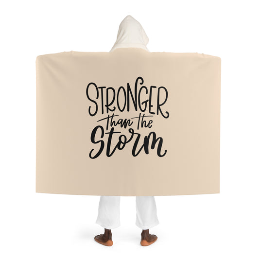 STRONGER THAN THE STORM • Kapuzen Kuscheldecke Beige Creme • Wohndecke Sherpa 130cm x 180cm