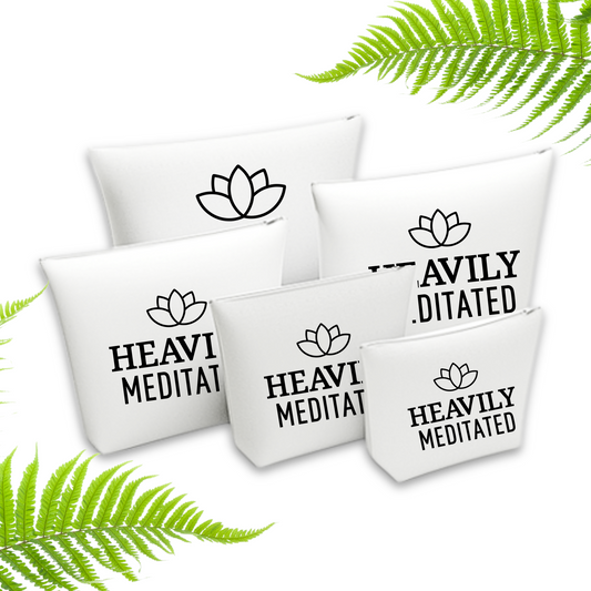 HEAVILY MEDITATED • Kosmetiktasche mit Yoga Spruch • Handtaschen Organizer • 100% Baumwolle 🌱 - YOGA SANTA